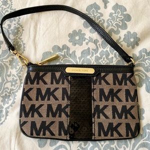 Michael Kors Wristlet